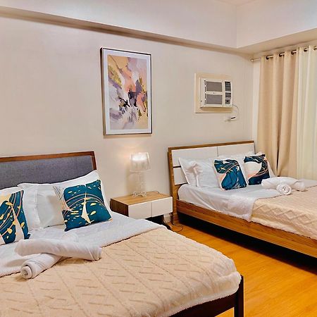 8 Adriatico Staycation Manila Exterior photo