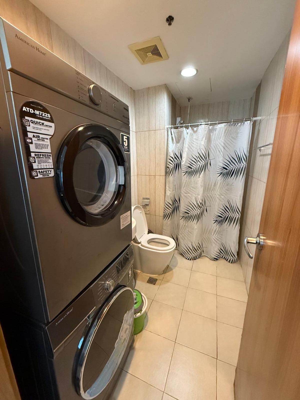 8 Adriatico Staycation Manila Room photo